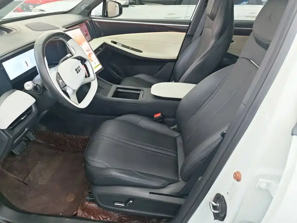 Geely Galaxy L7 — фото 10