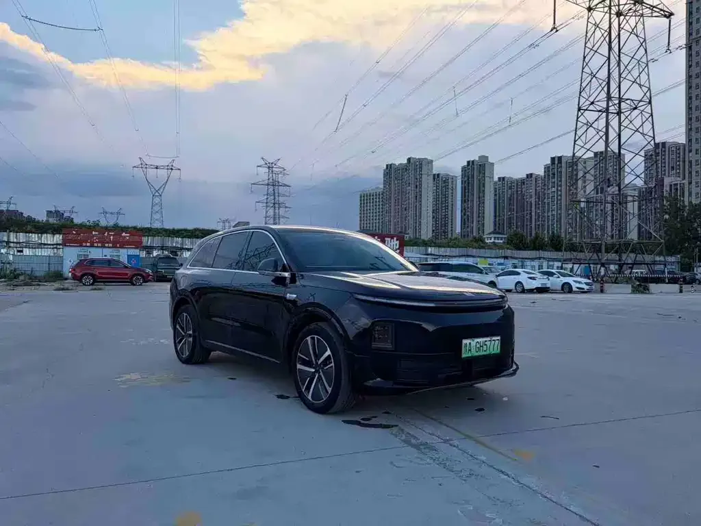 Li Auto L6