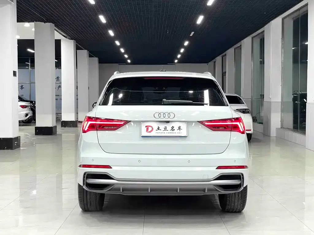 Audi Q3 — фото 4