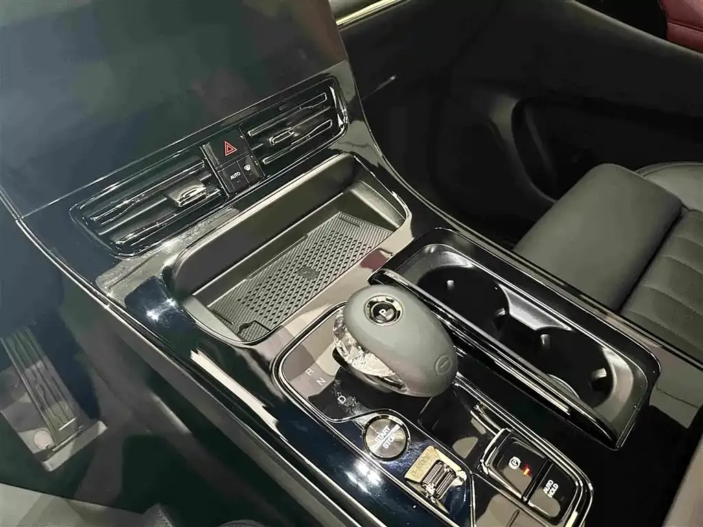 GAC Motor Trumpchi M8 — фото 7
