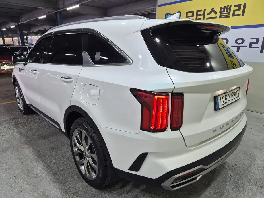 Kia Sorento — фото 3