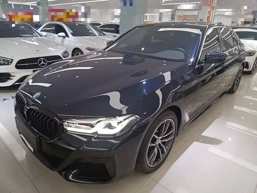 BMW 5 Series New Energy — фото 1