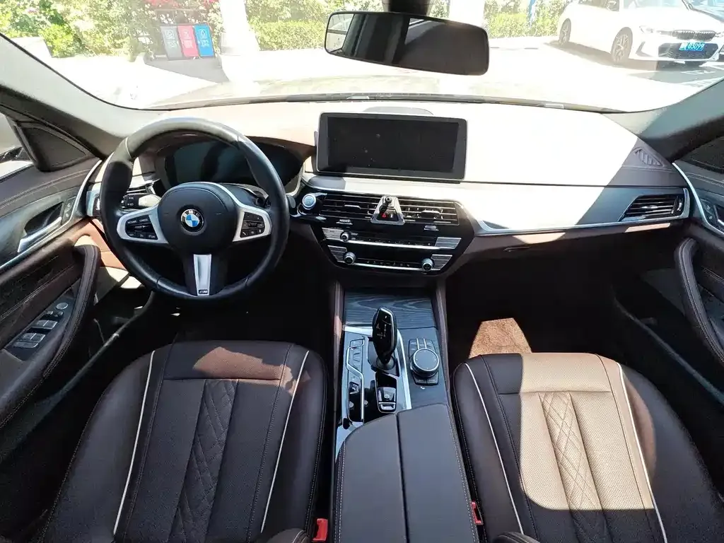 BMW 5 Series New Energy — фото 6