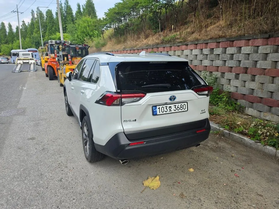 Toyota RAV4 2023 из KR, фото 8