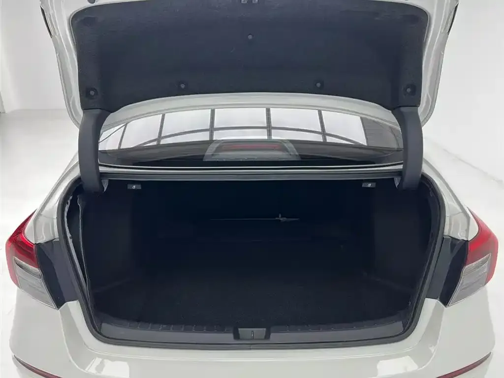 Honda Civic 2022 из CN, фото 4