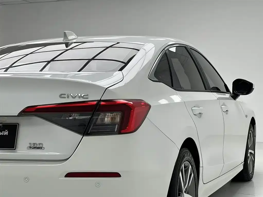 Honda Civic 2022 из CN, фото 5