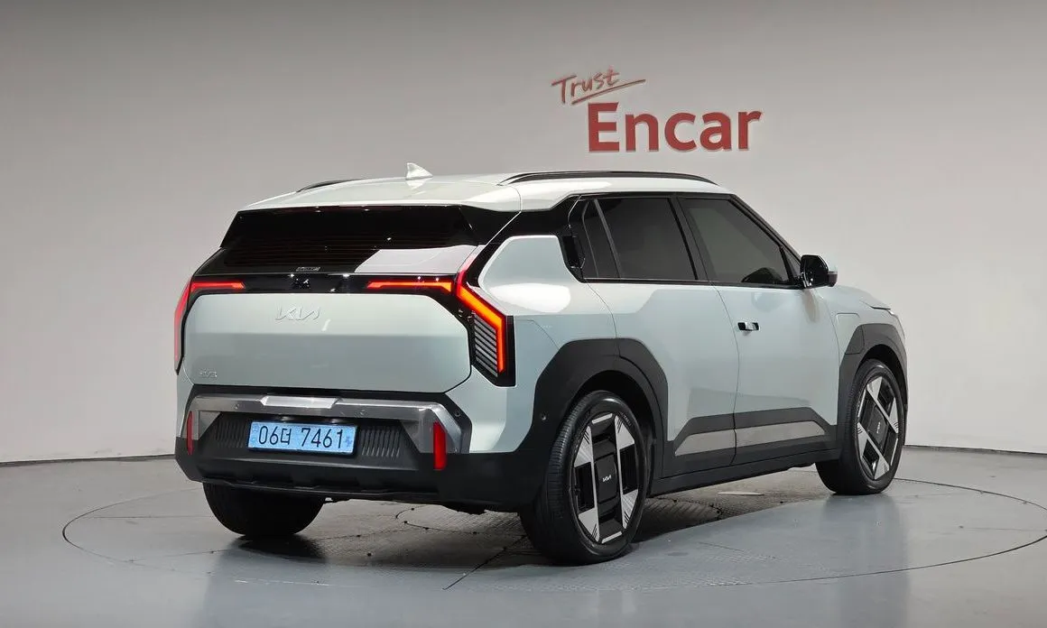 Kia EV3 — фото 5