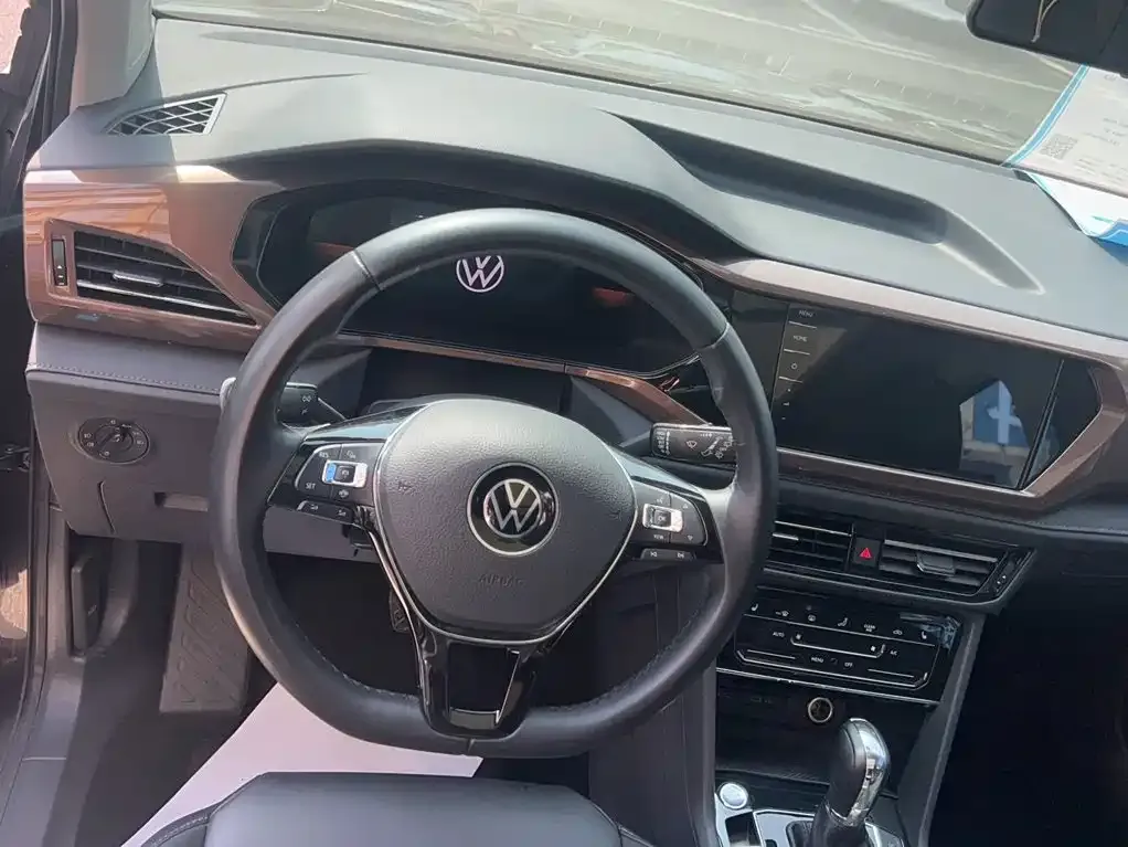 Volkswagen Tharu — фото 9