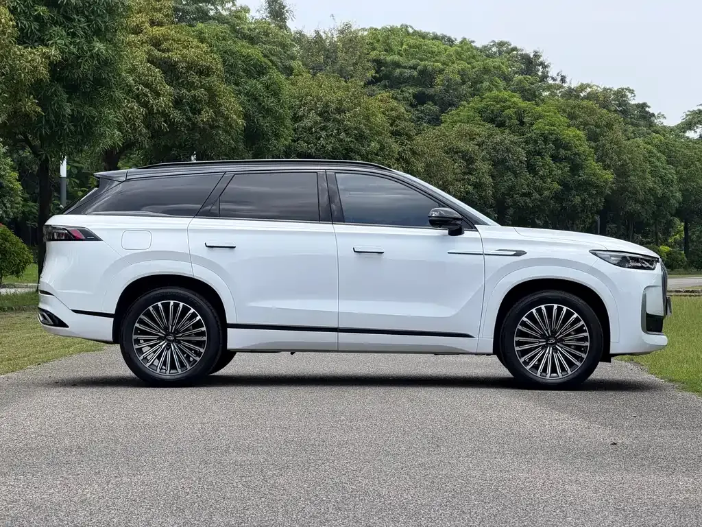 Chery Tiggo 9 — фото 10