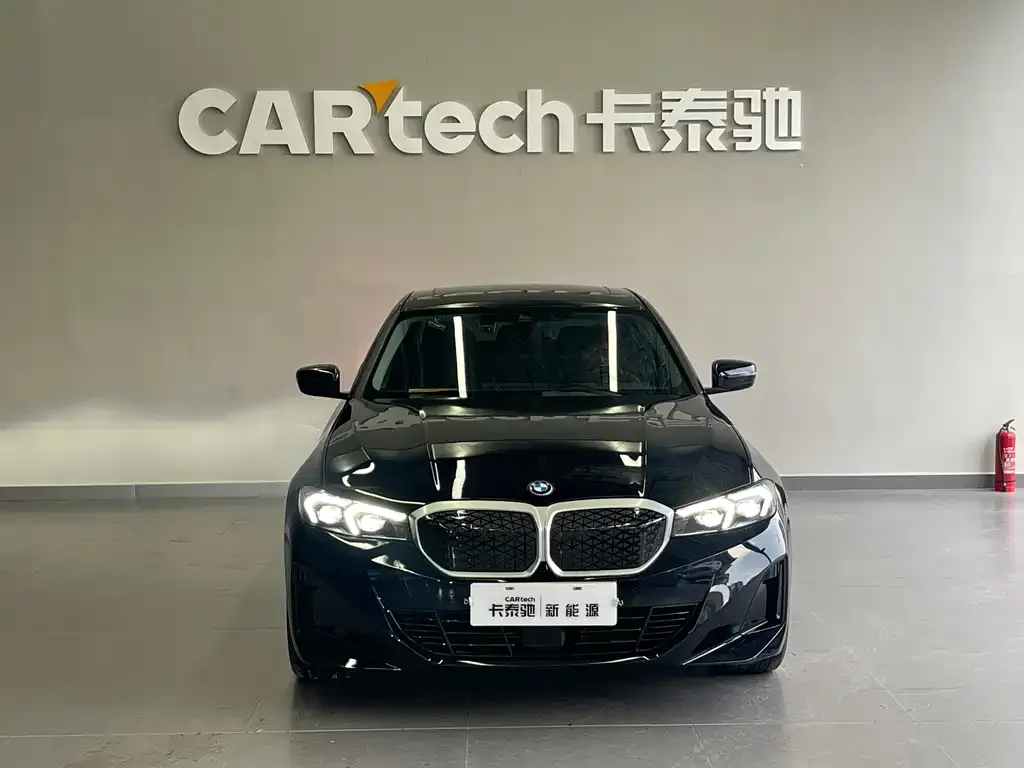 BMW i3 — фото 2