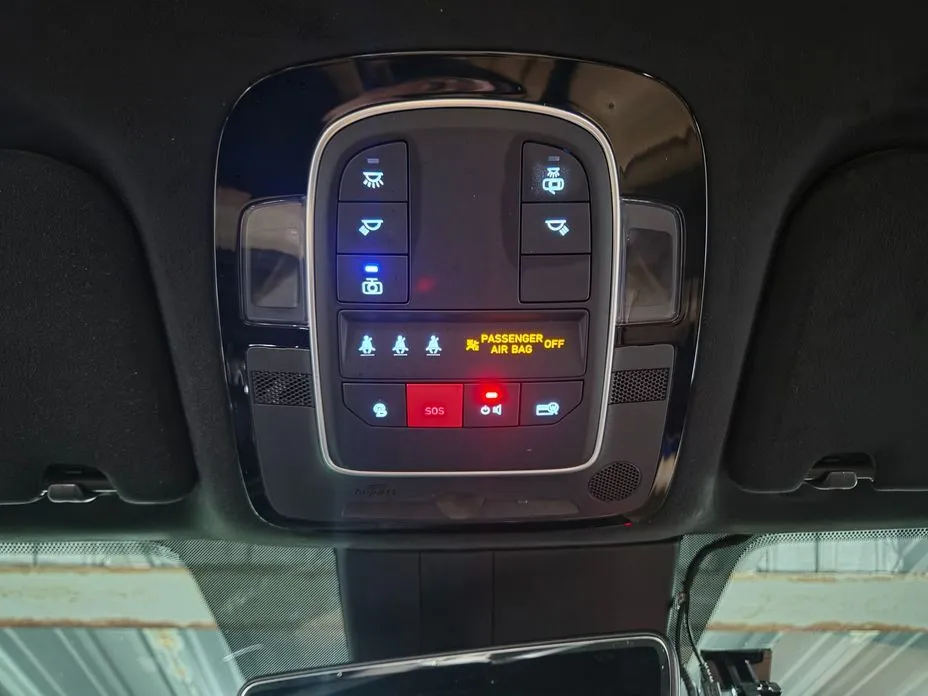 Hyundai Santafe — фото 9
