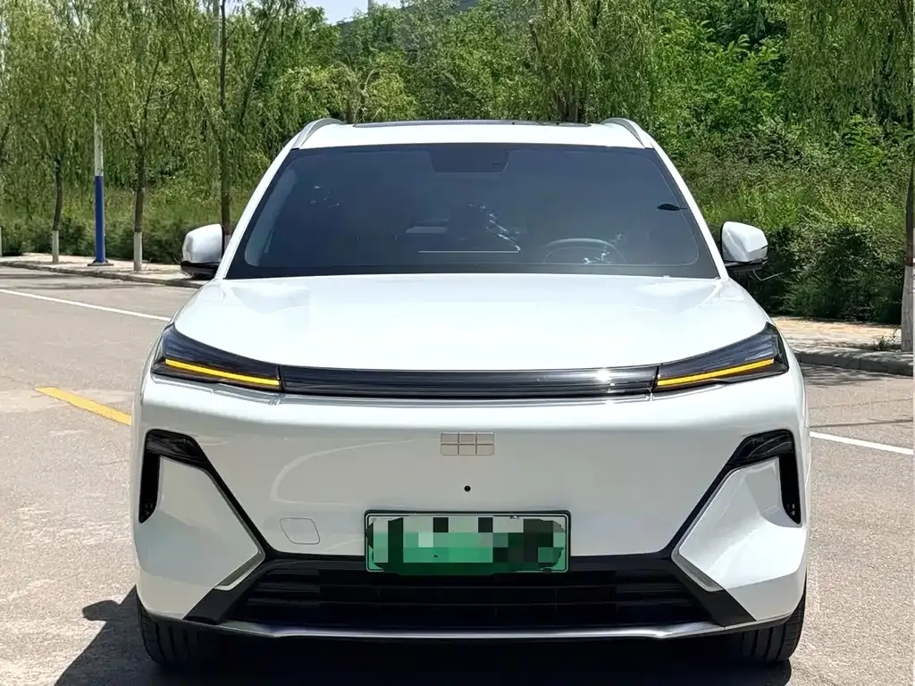 Geely Galaxy Xingjian 7 — фото 1