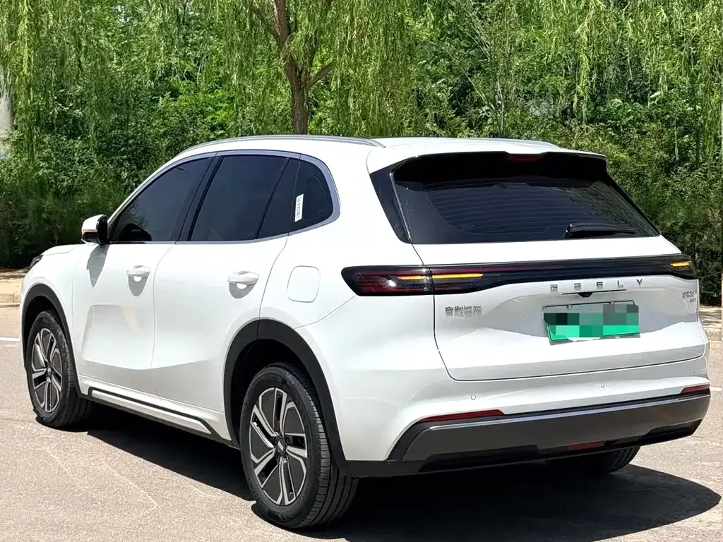 Geely Galaxy Xingjian 7 — фото 10