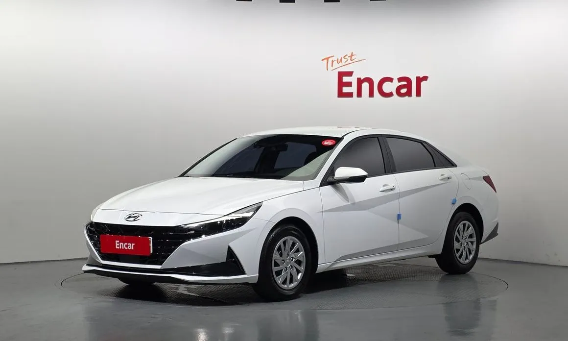 Hyundai AVANTE — фото 1
