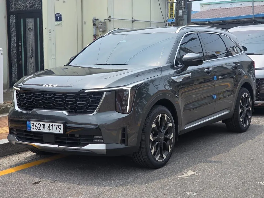 Kia Sorento — фото 1