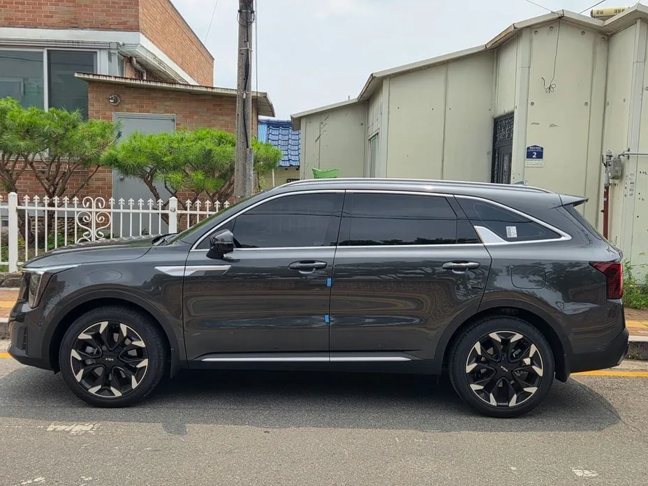 Kia Sorento — фото 10