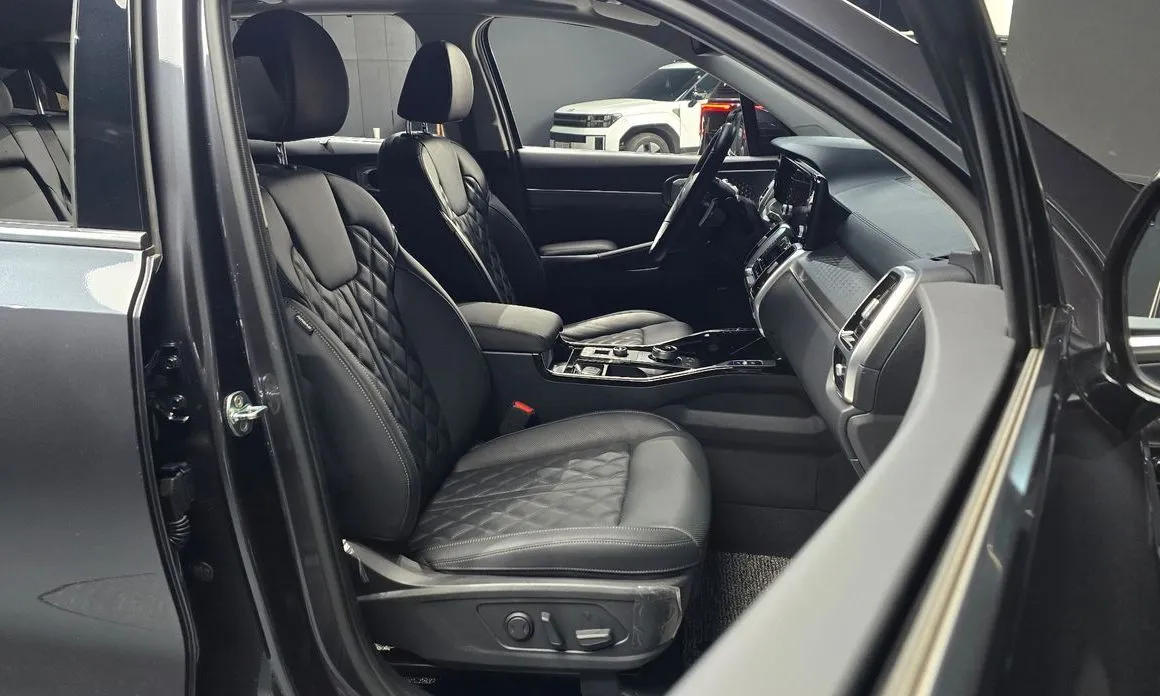 Kia Sorento — фото 6