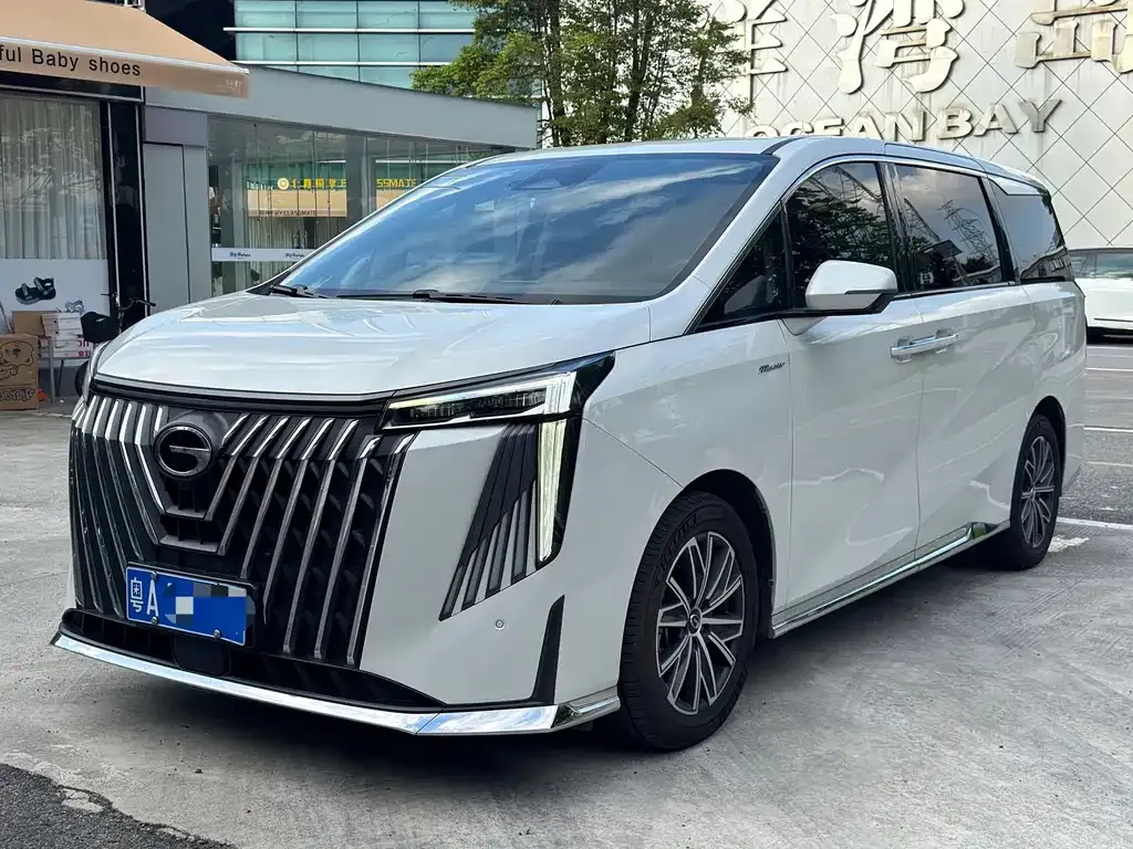 GAC Motor Trumpchi M8 — фото 1