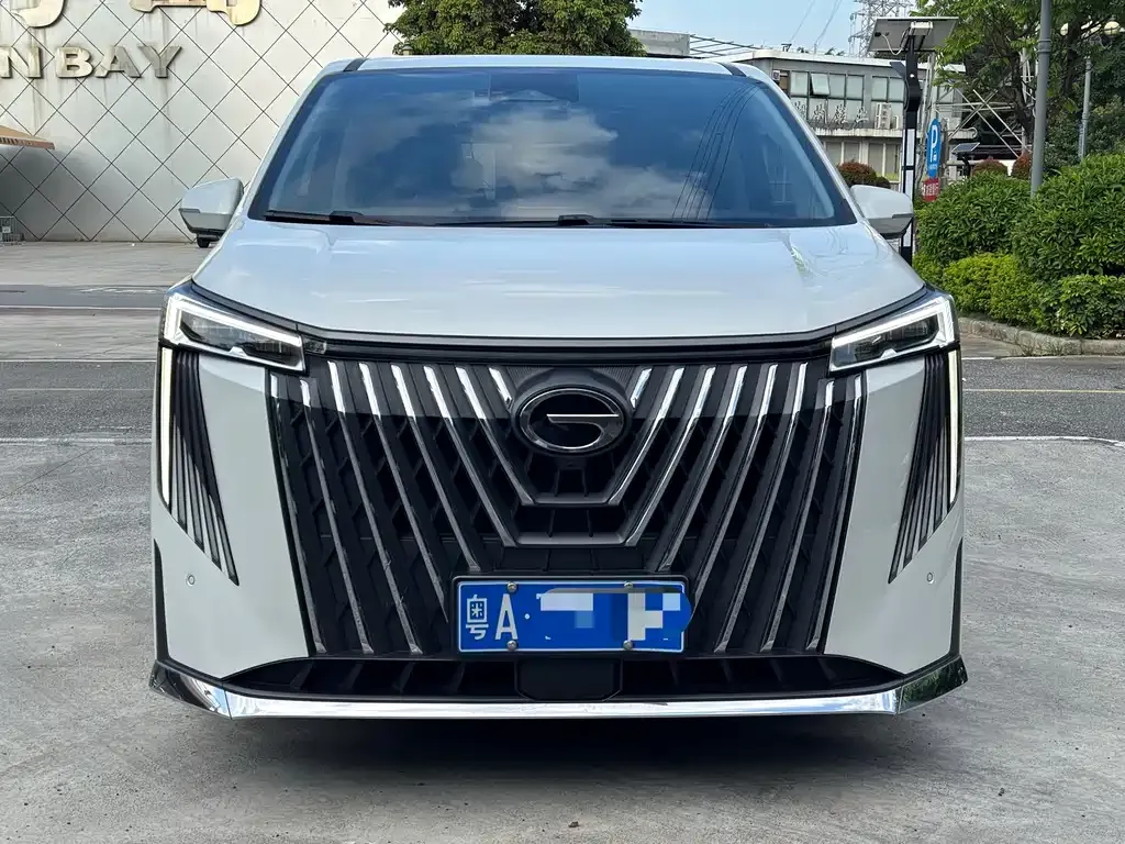 GAC Motor Trumpchi M8 — фото 8