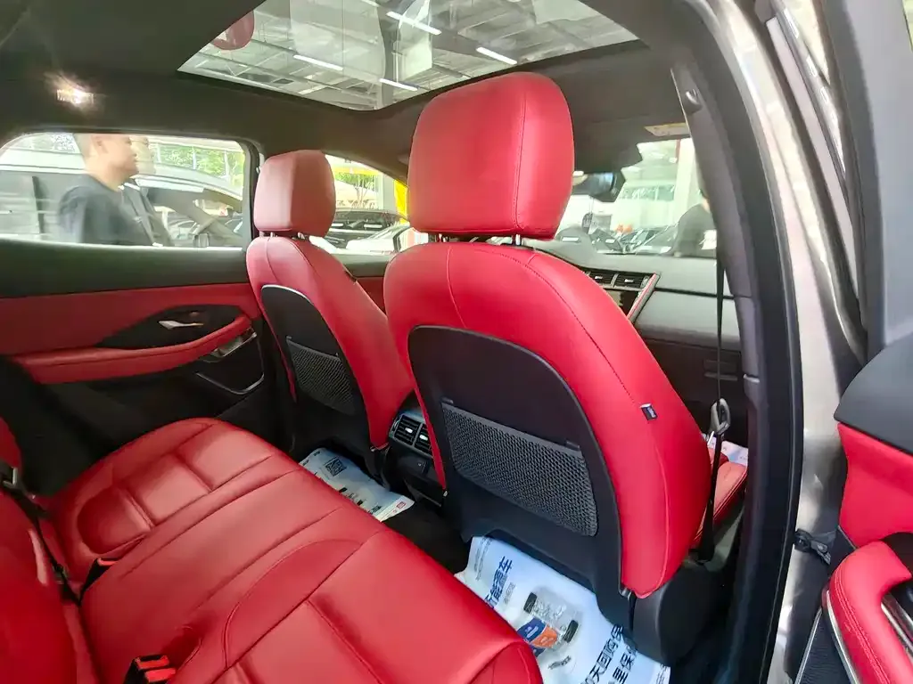 Jaguar E-PACE 2023 из CN, фото 10