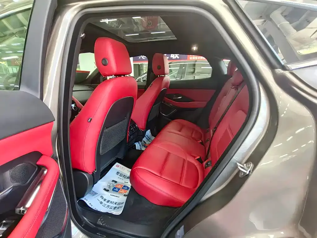 Jaguar E-PACE 2023 из CN, фото 4
