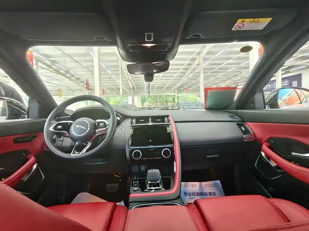 Jaguar E-PACE 2023 из CN, фото 8