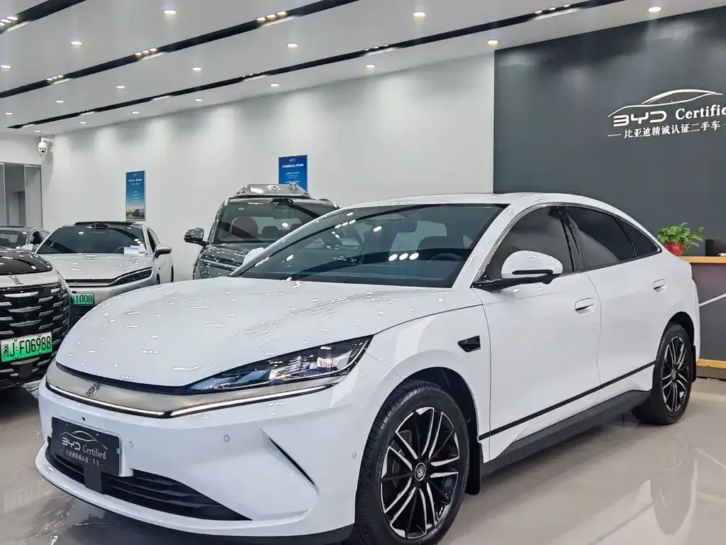 BYD Qin L — фото 1