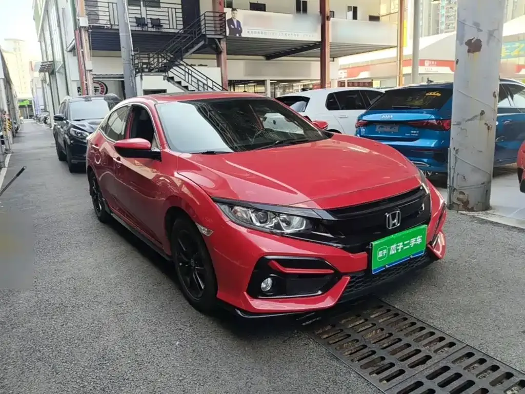 Honda Civic — фото 10