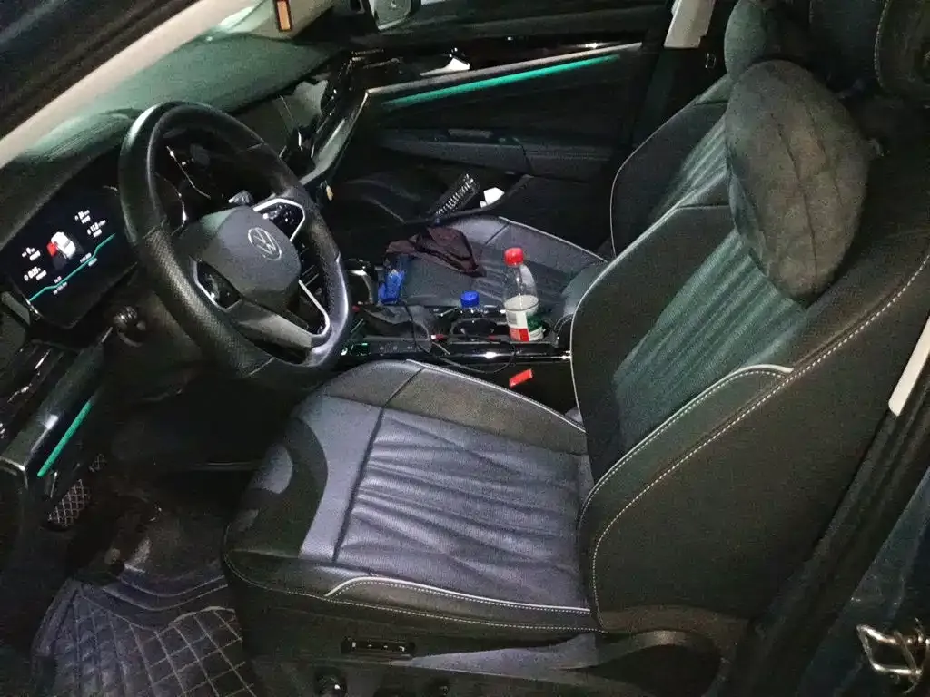 Volkswagen Passat — фото 6