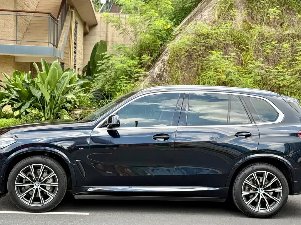 BMW X5 (Import) — фото 10