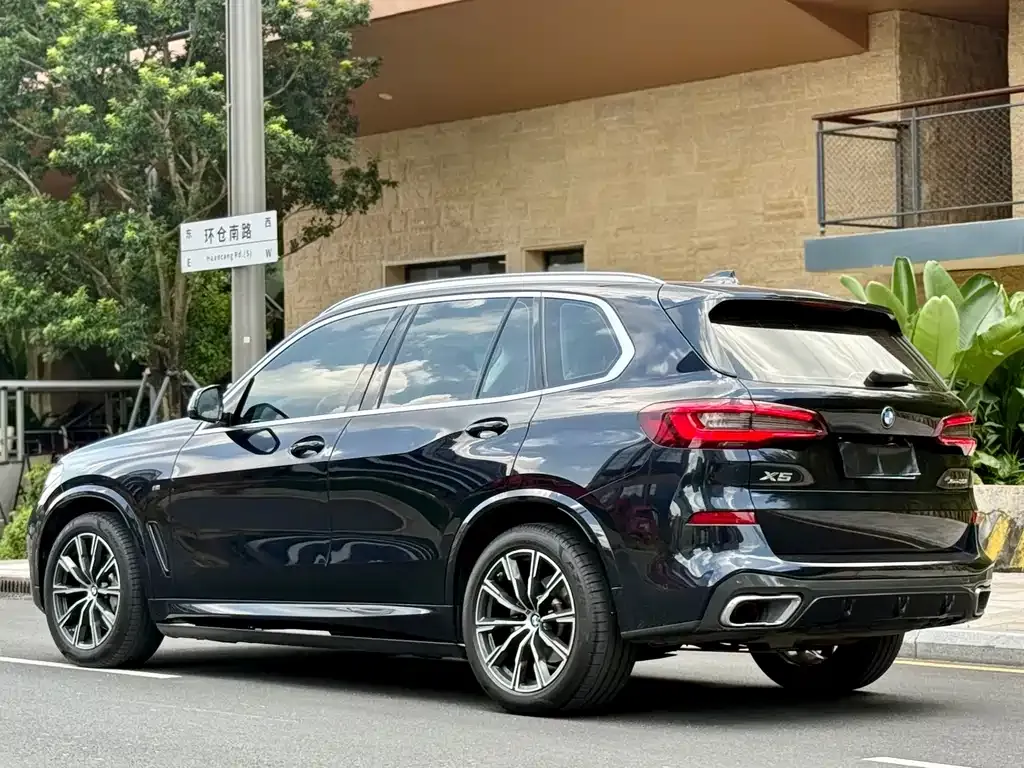 BMW X5 (Import) — фото 9