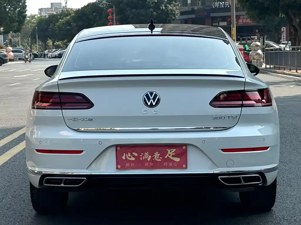 Volkswagen CC — фото 2