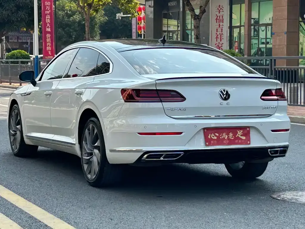 Volkswagen CC — фото 8
