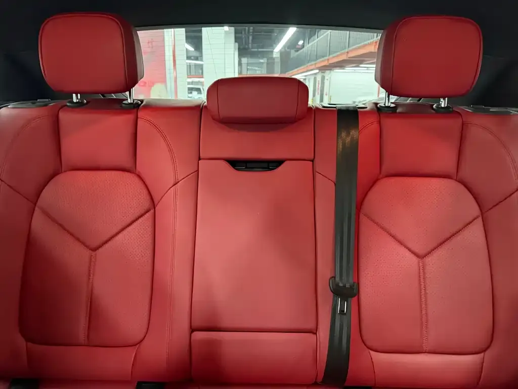 Porsche Macan 2021 из CN, фото 2