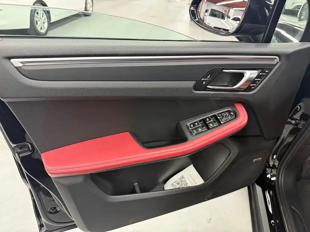 Porsche Macan 2021 из CN, фото 10