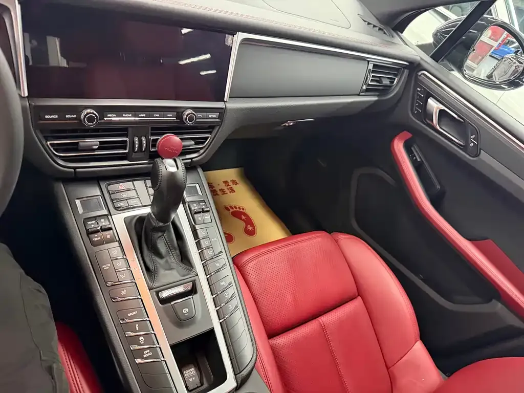 Porsche Macan 2021 из CN, фото 6