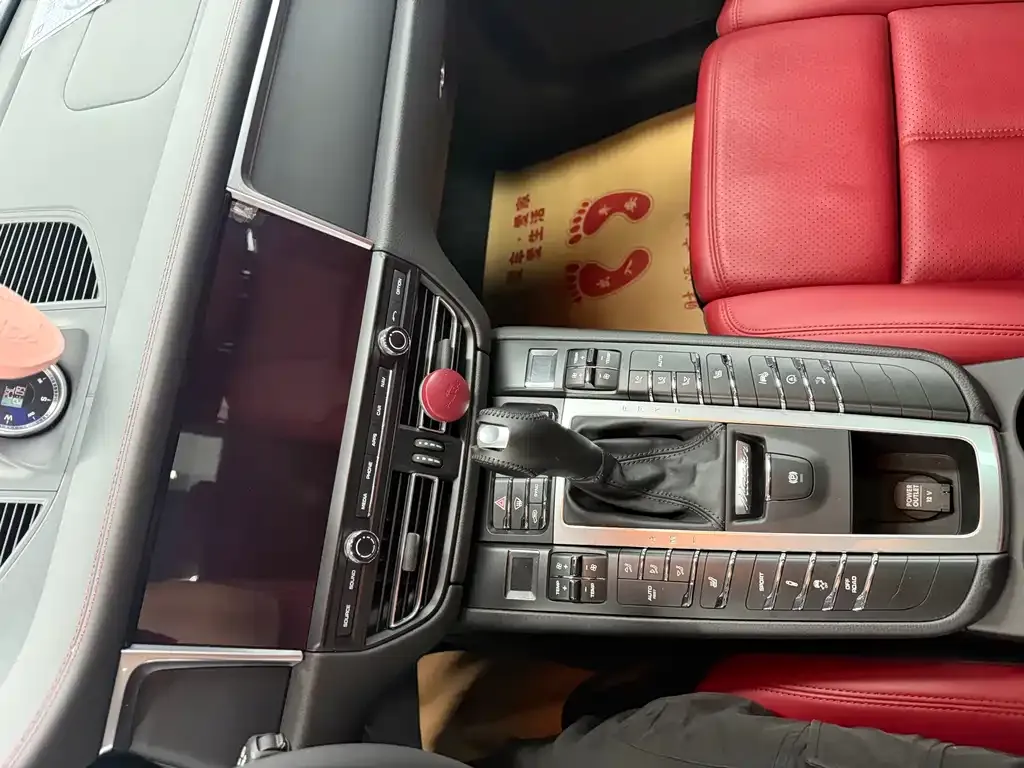 Porsche Macan 2021 из CN, фото 7