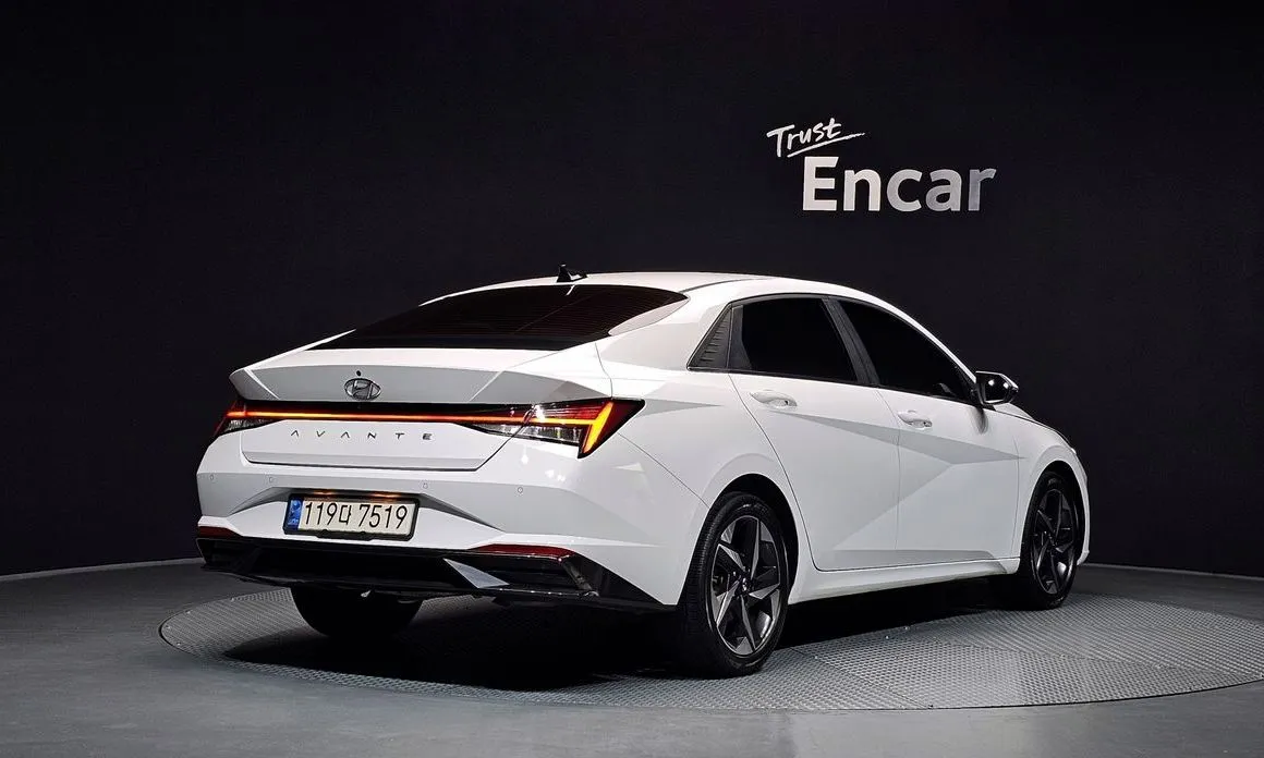Hyundai AVANTE — фото 4