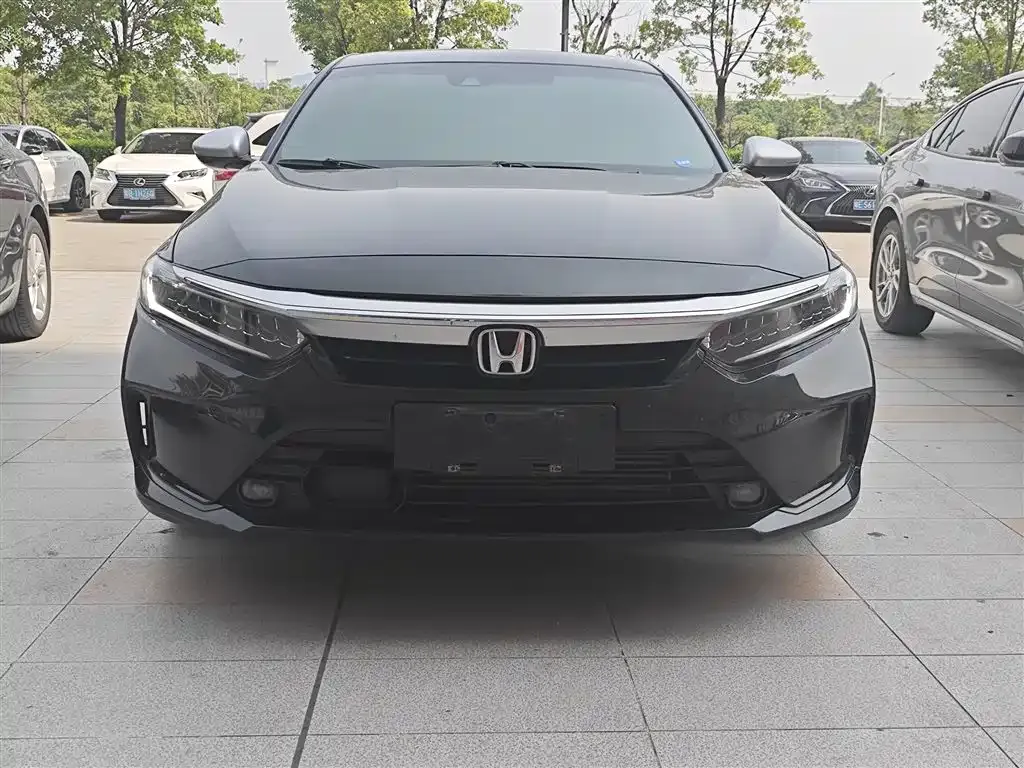 Honda Inspire — фото 8