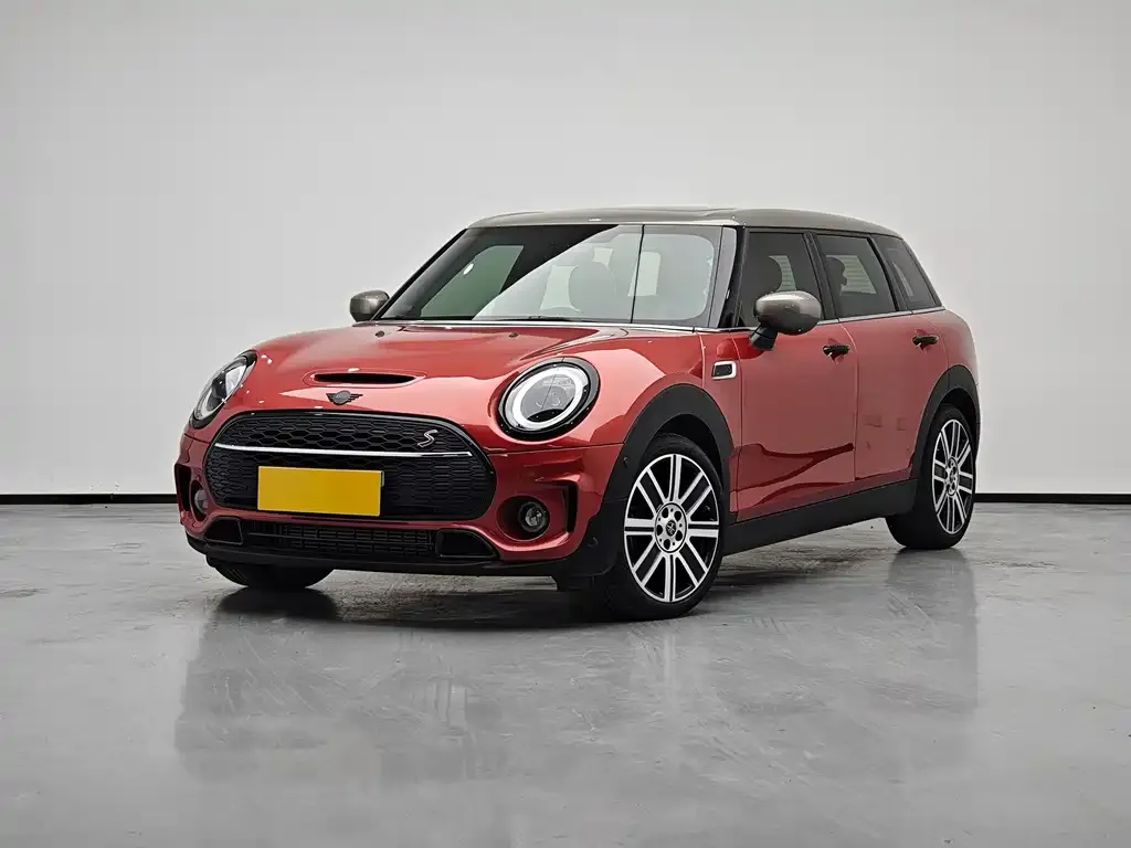 MINI Clubman — фото 1