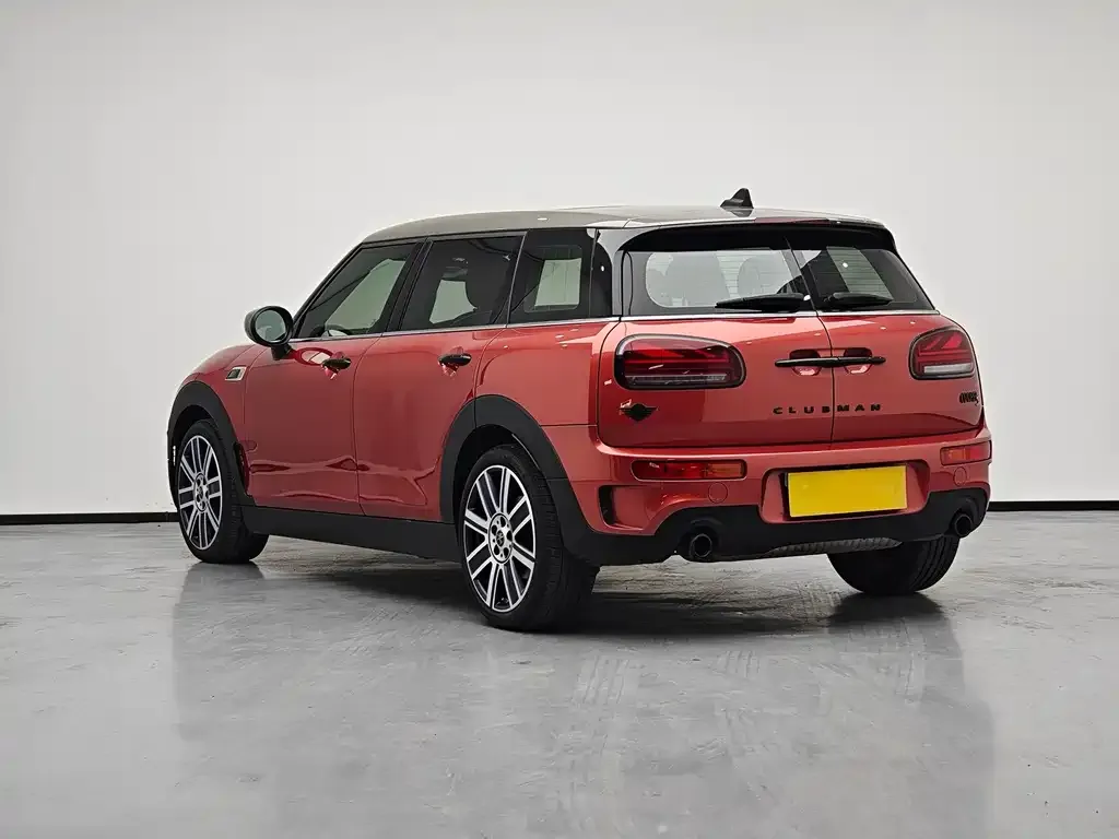 MINI Clubman — фото 3