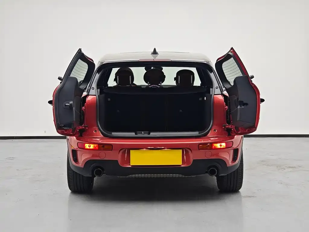 MINI Clubman — фото 8