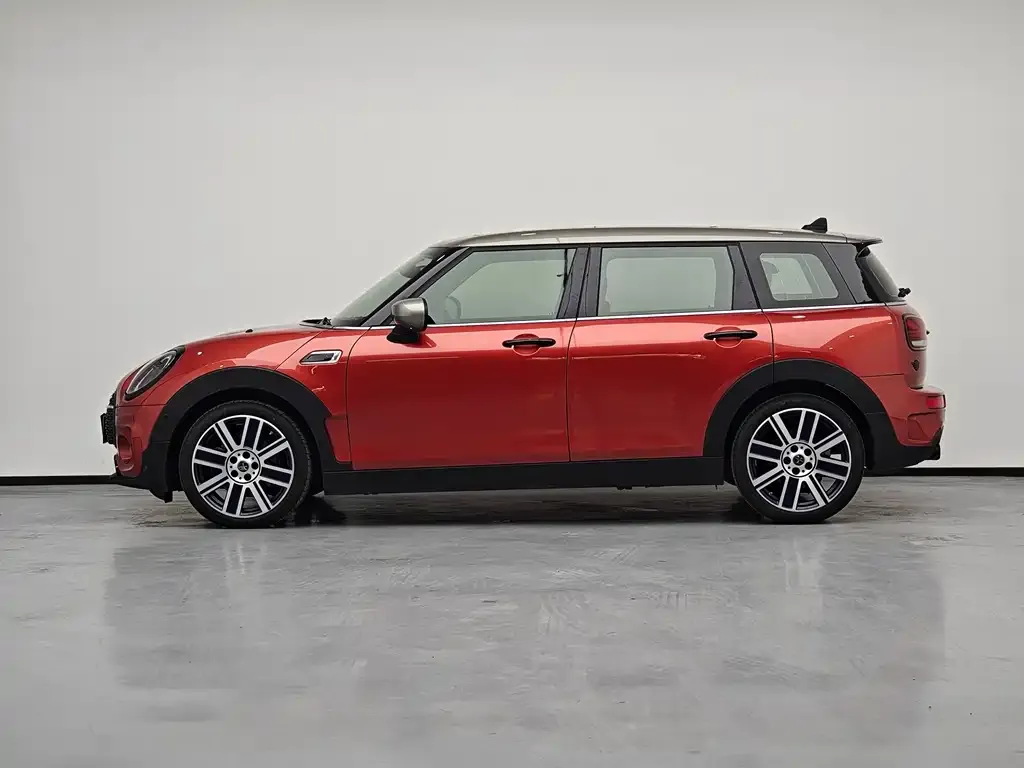 MINI Clubman — фото 9