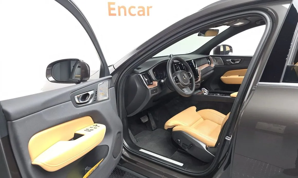 Volvo XC60 2024 из KR, фото 5