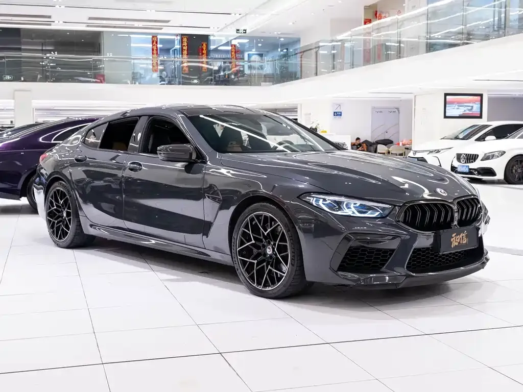 BMW M8 — фото 6