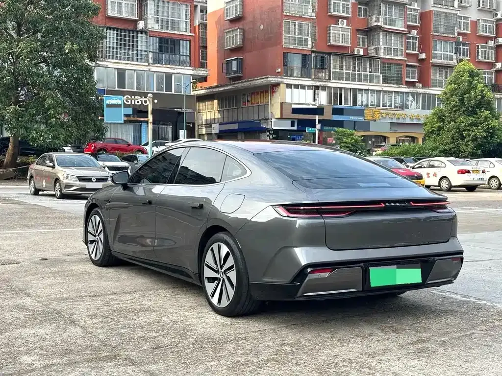 Geely Galaxy E8 2024 из CN, фото 7