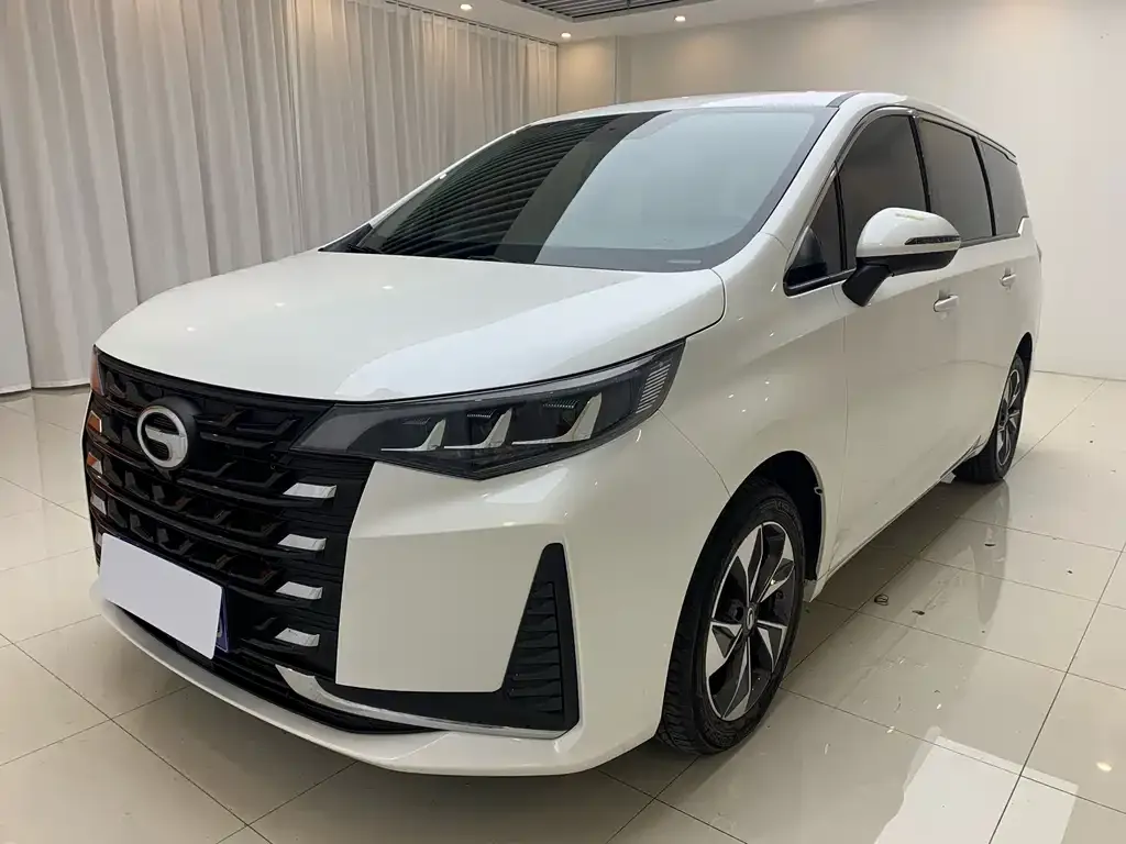 GAC Motor Trumpchi M6 — фото 1