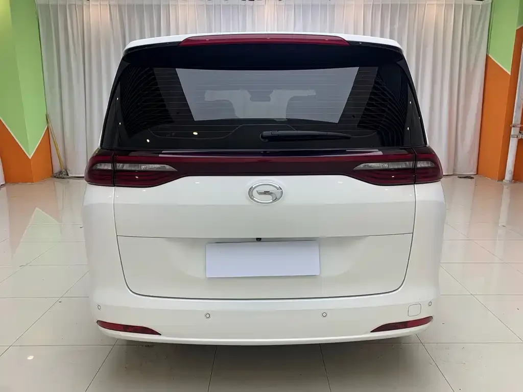 GAC Motor Trumpchi M6 — фото 2