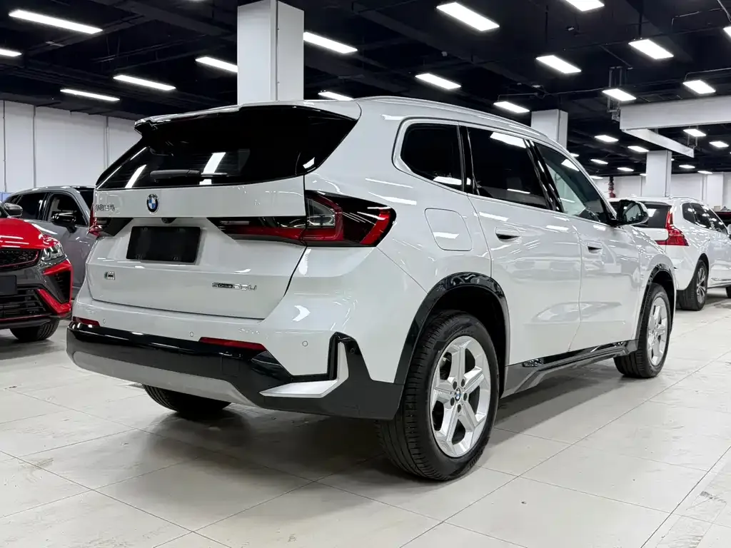 BMW X1 — фото 4