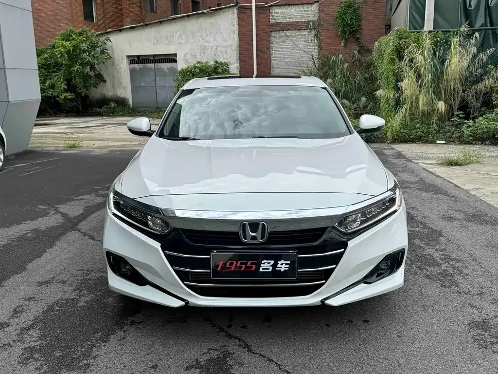 Honda Accord — фото 7